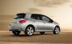 Toyota Auris 2010 года